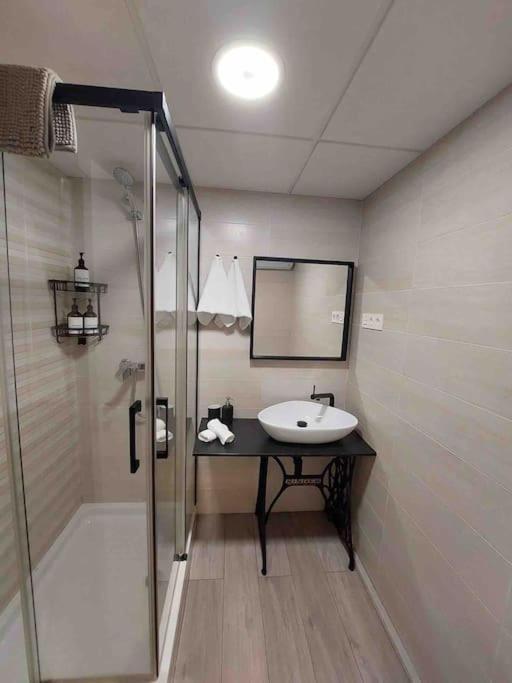 Cozy Apartment Malaga Bagian luar foto