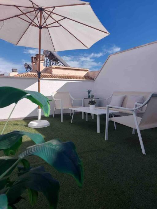Cozy Apartment Malaga Bagian luar foto